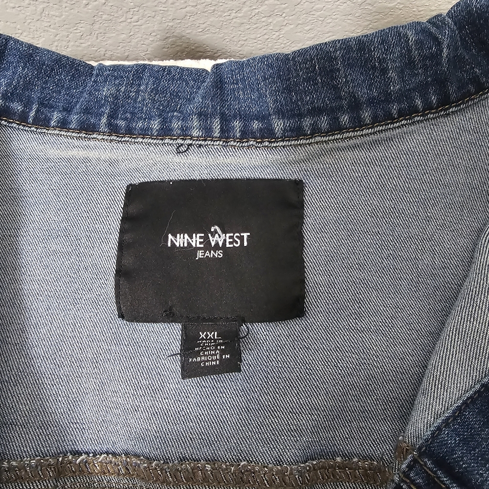 Nine West Jeans Denim Jacket Women’s XXL Missy Stretch Blue Trucker - Picture 2 of 7